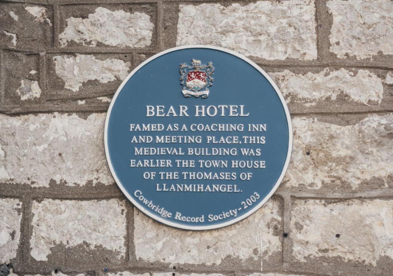 The Bear, Cowbridge Hotel Exterior foto