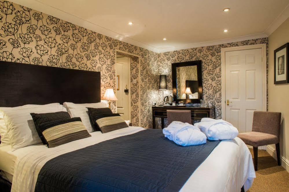 The Bear, Cowbridge Hotel Exterior foto