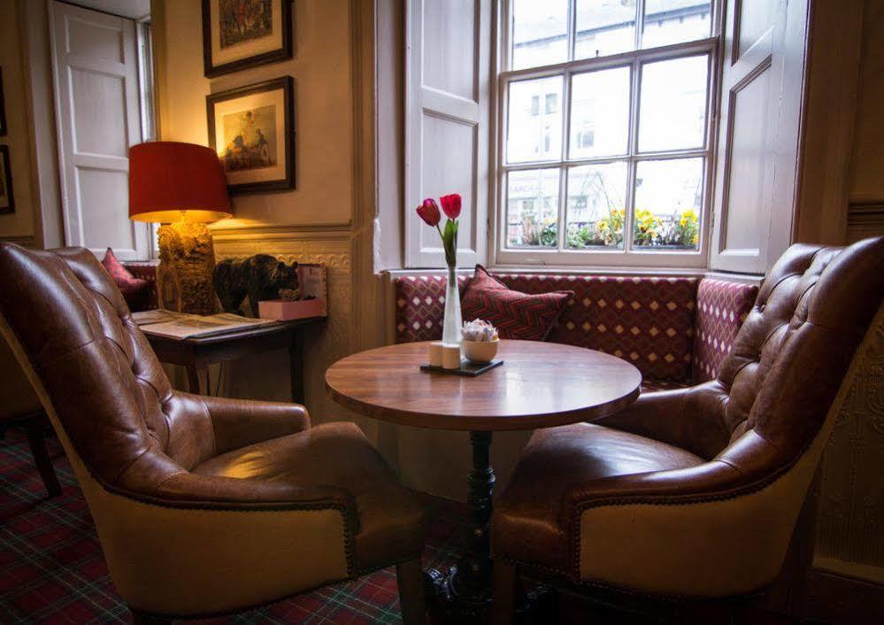 The Bear, Cowbridge Hotel Exterior foto